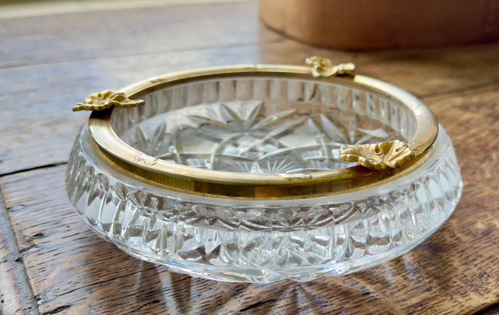 Cristal cendrier ou vide poche, Antiquités & Art, Enlèvement