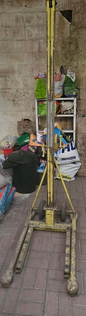 Verplaatsen pallet., Ophalen