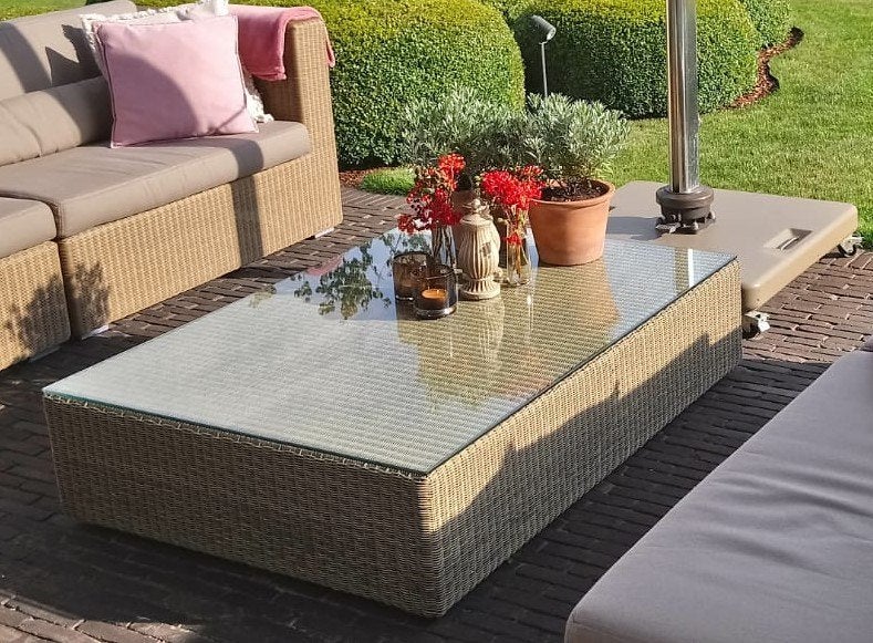 buiten salontafel , loungetafel, Ophalen, Zo goed als nieuw, Rechthoekig, Kunststof