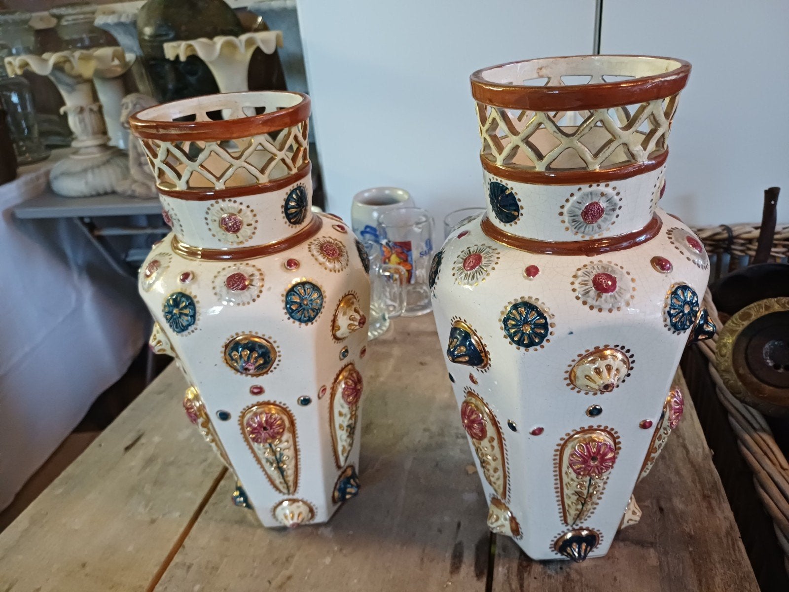 2 Antieke victoriaanse Minton Majolica  Pompey Vazen, Verzenden