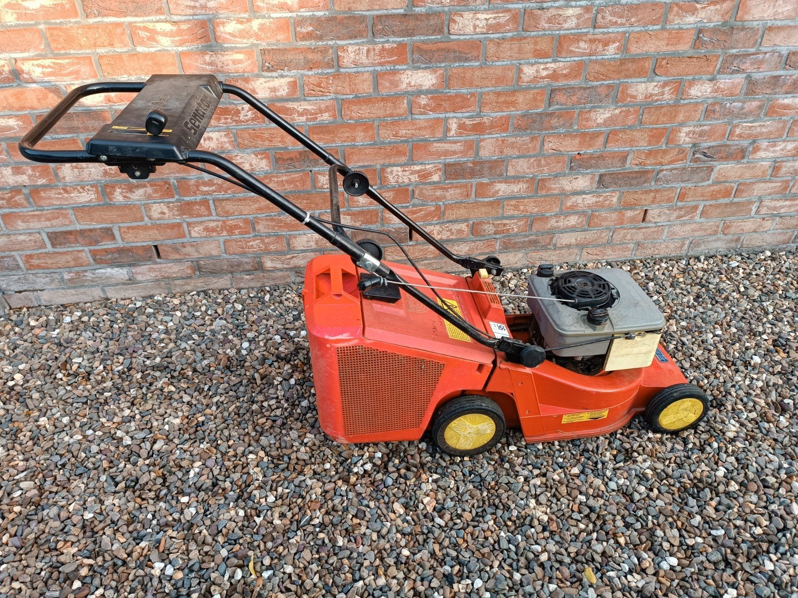 grasmaaier, Ophalen, Gebruikt, Benzine-grasmaaier, Opvangbak