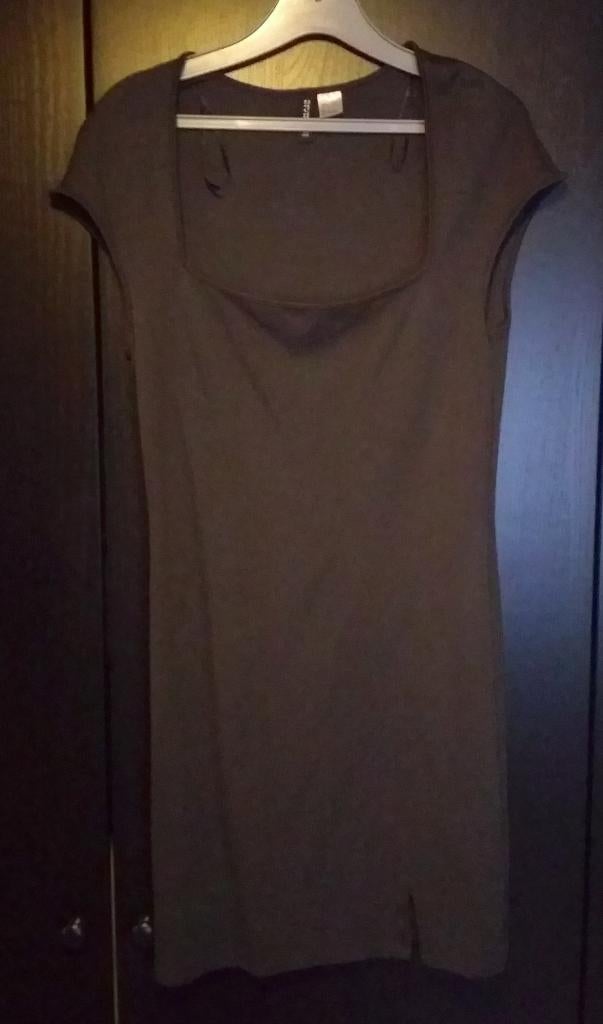 Lot de robes taille 42/L, Vêtements | Femmes, Packs de vêtements pour femmes, Comme neuf, Taille 42/44 (L), Envoi