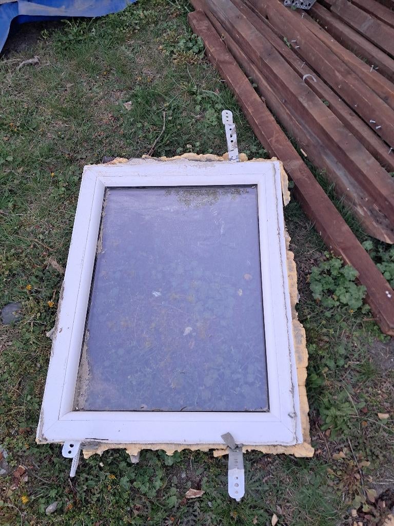 1 vaste raam pvc berghok dubbel glas, Ophalen, Gevelraam of Ruit, Gebruikt, Minder dan 80 cm
