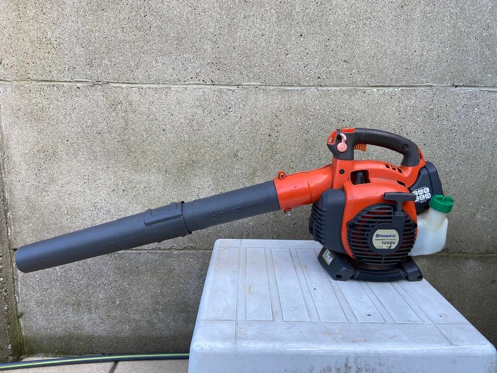 Husqvarna bladblazer met opvangzak 2 takt, Ophalen, Benzine, Gebruikt, Handgedragen