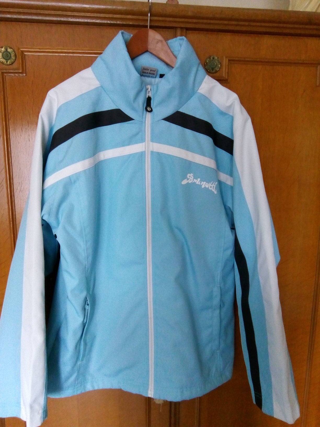 Veste sportive Brunotti pour femme. Taille XL, Vêtements | Femmes, Vêtements de sport, Enlèvement ou Envoi, Comme neuf, Taille 46/48 (XL) ou plus grande