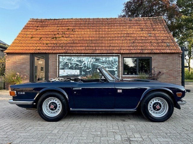 Triumph TR6 PI, 150 BHP, Auto's, 2500 cc, Cabriolet, Blauw, Open dak