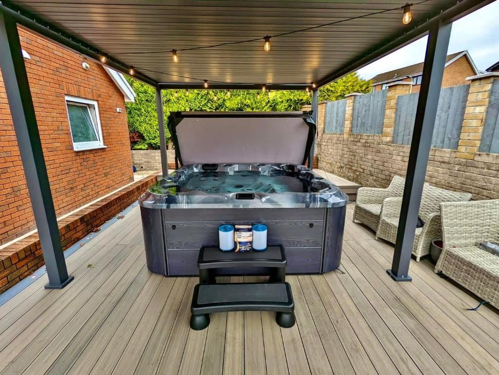 Levering van nieuwe luxe jacuzzi+accessoires en meer gratis, Ophalen of Verzenden, Nieuw