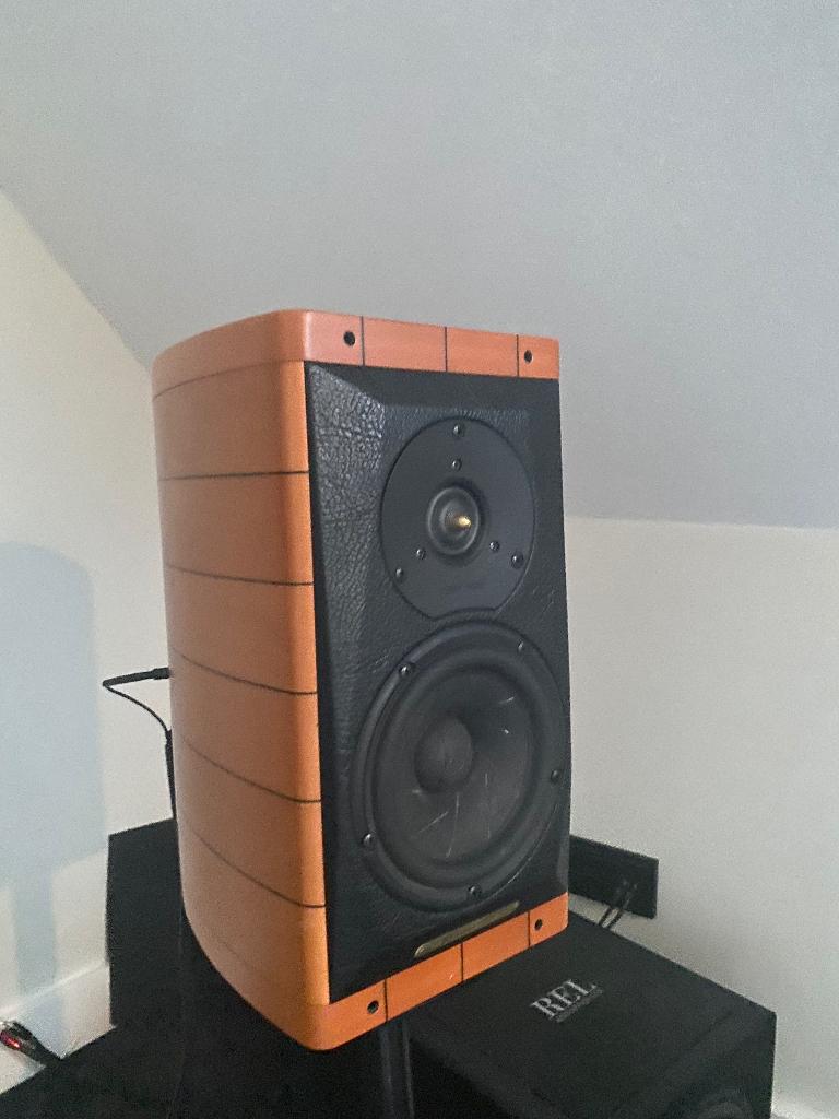 Sonus Faber Cremona Auditor, Autres marques, Enlèvement ou Envoi, Comme neuf, Haut-parleurs Frontaux, Arrière ou Stéréo