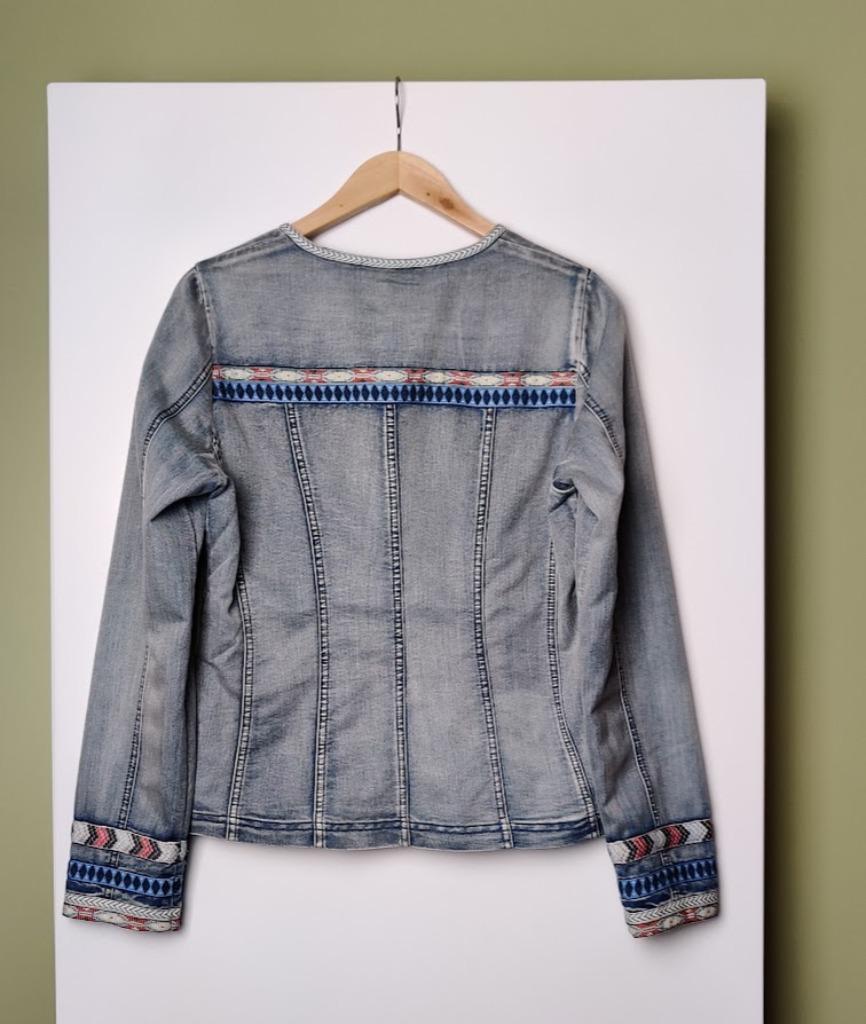 spijkerjas/ jeans jasje/ Escandelle Paris/maat M, Ophalen of Verzenden
