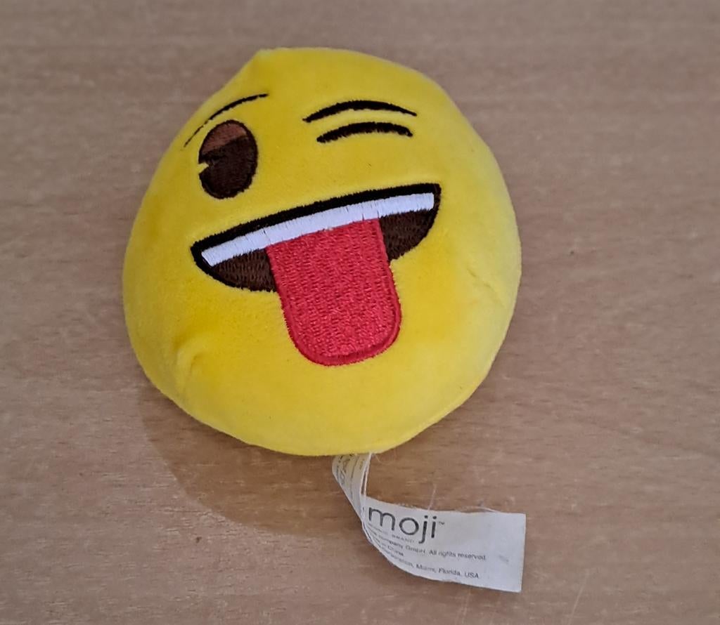 Emoji knuffel ( 6cm/6cm), Kinderen en Baby's, Speelgoed | Knuffels en Pluche, Ophalen of Verzenden, Zo goed als nieuw, Overige typen