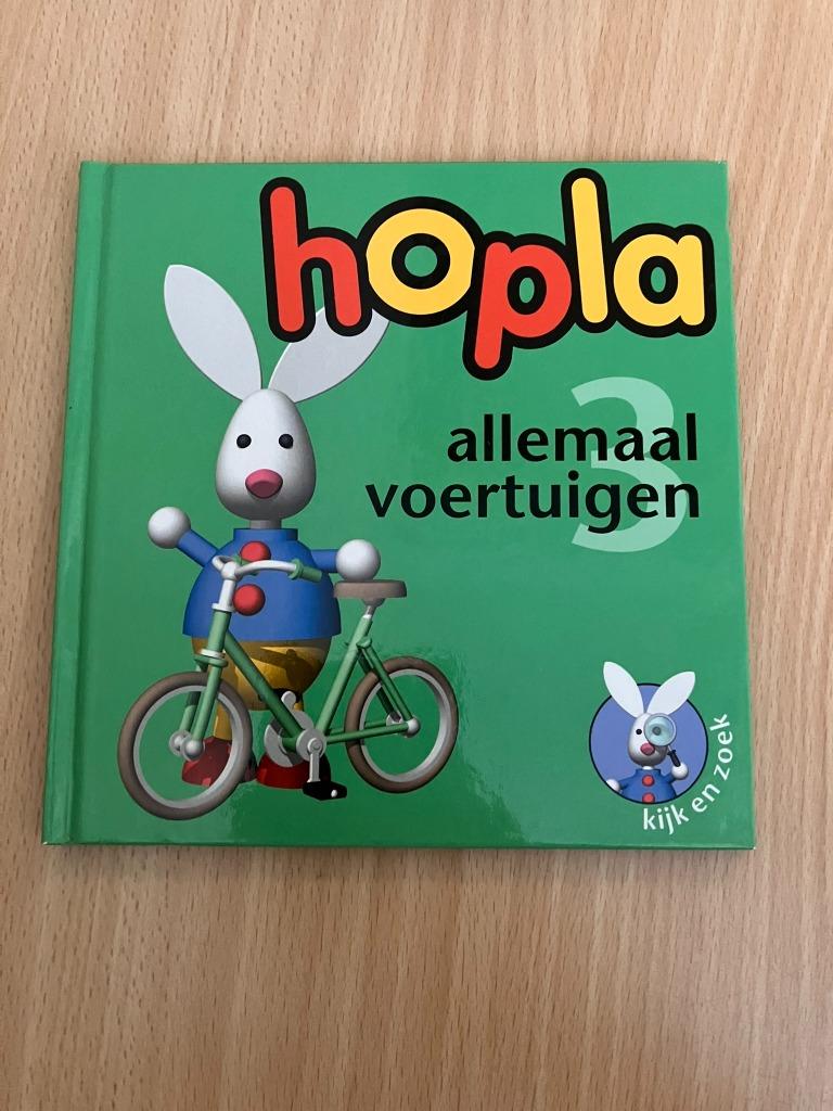 Prentenboek: Hopla - Allemaal voertuigen, Enlèvement ou Envoi, Comme neuf, Livre à déplier, à toucher ou à découvrir, 6 à 12 mois