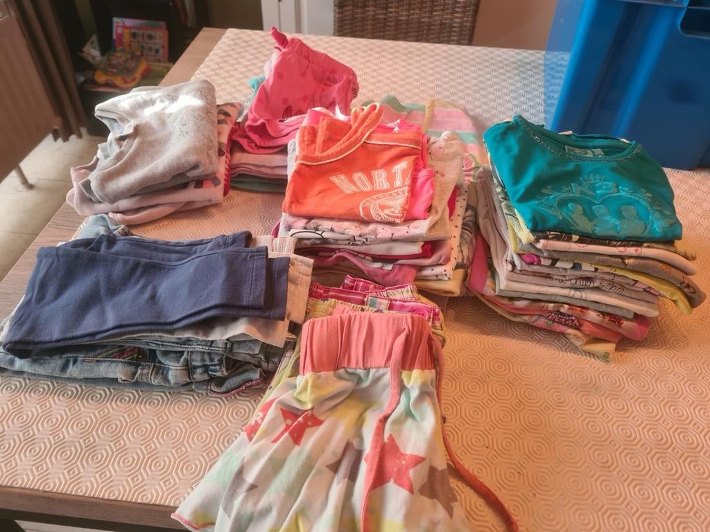 Vêtements pour filles, lot de 3/4, 4 ans., Enlèvement ou Envoi, Utilisé