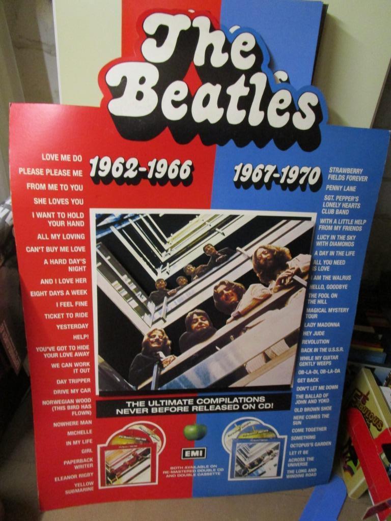 THE BEATLES 62-70 - PANNEAU PROMOTIONNEL PERMANENT - EMI/APP, Enlèvement, Comme neuf