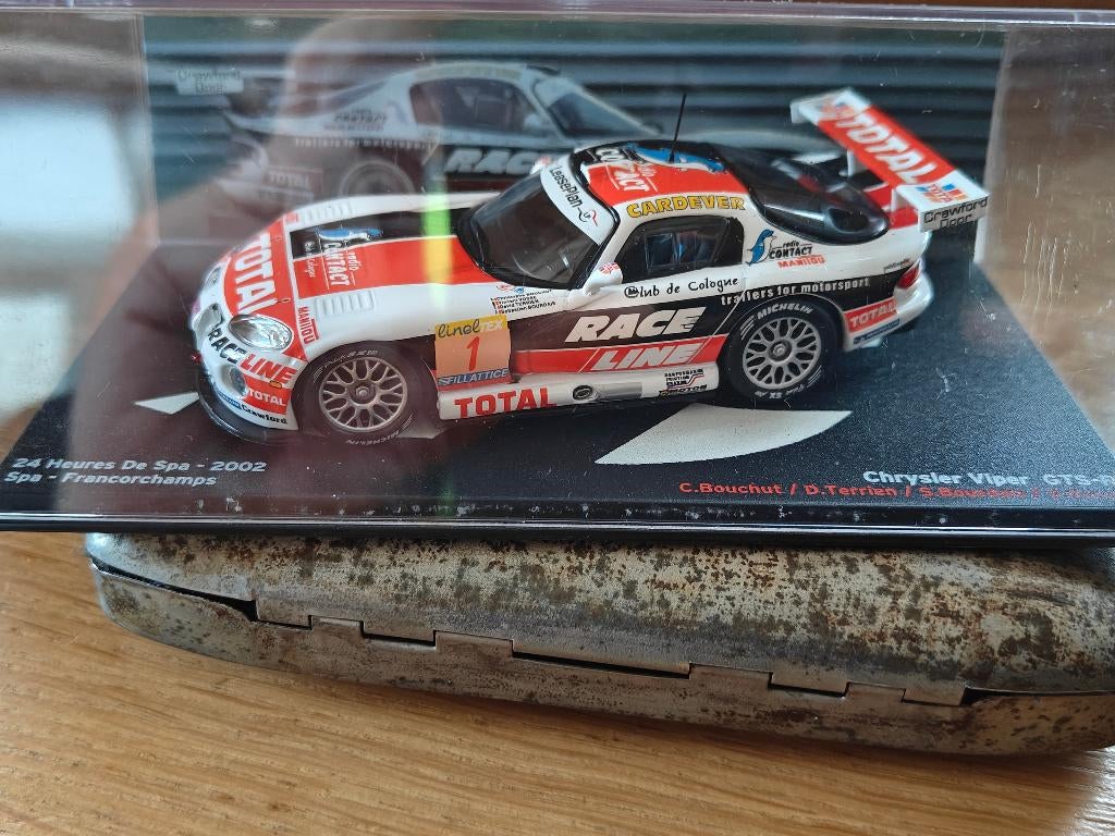 CHRYSLER VIPER GTS-R 24 HEURES DE SPA FRANCORCHAMPS - 2002, Hobby & Loisirs créatifs, Voitures miniatures | 1:43, Enlèvement ou Envoi