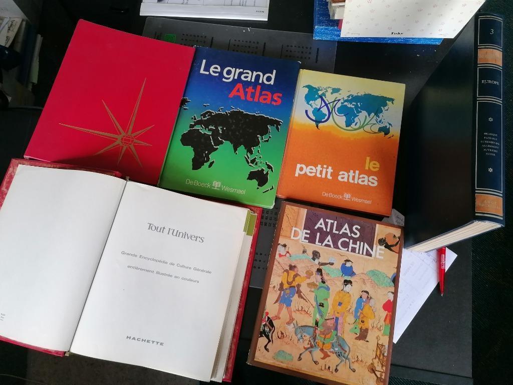 6 Atlas de 1970 à 1994, Livres, Enlèvement ou Envoi, Utilisé, Autres atlas