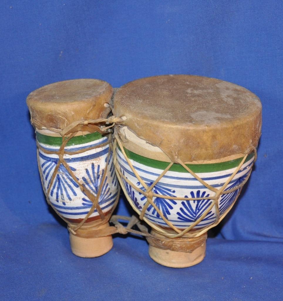 petit djembe double decoratif en terre cuite emaillé et peau, Musique & Instruments, Percussions, Utilisé, Autres types, Enlèvement ou Envoi