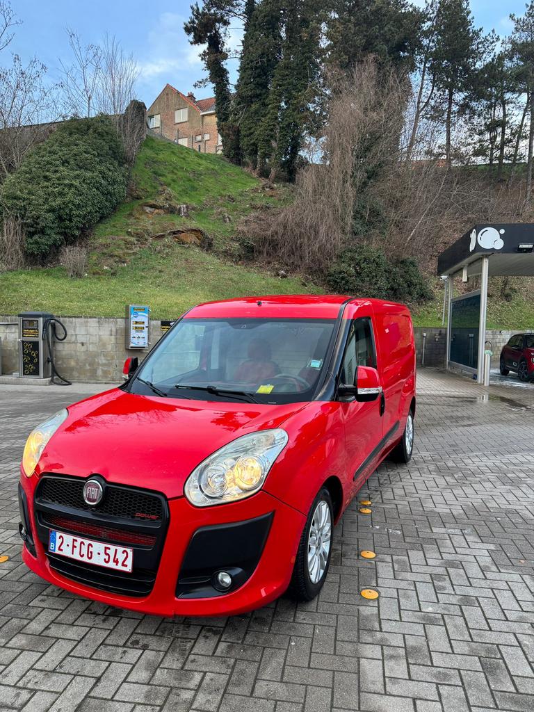 Fiat doblo, Autos, Euro 5, Achat, Capteur de lumière, 2 places