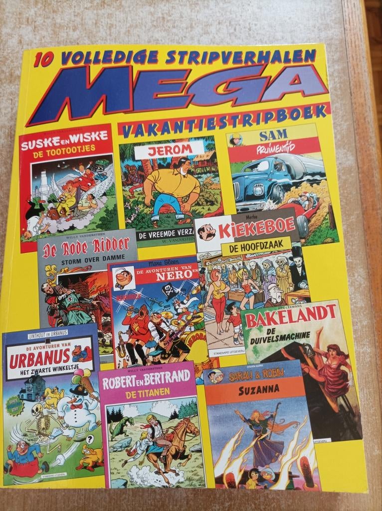 Mega stripboek, Ophalen of Verzenden, Zo goed als nieuw