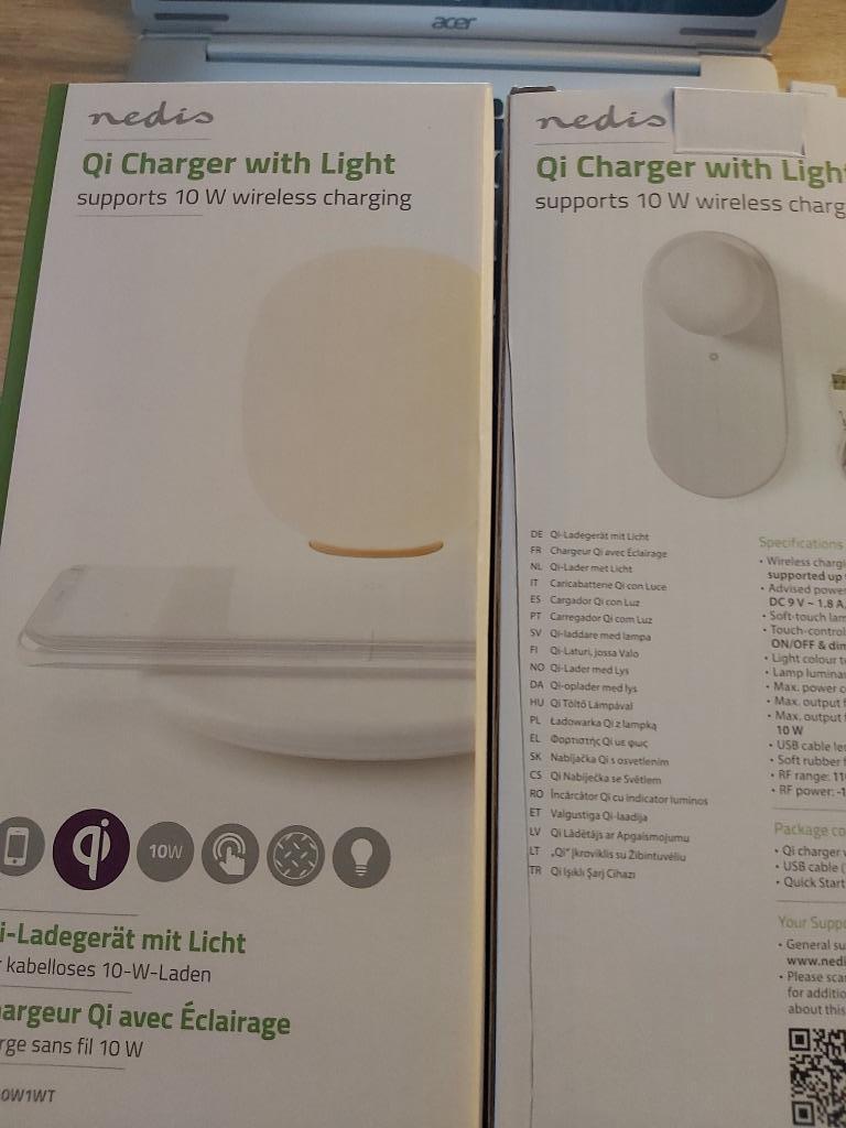 2 lampen met lader nieuw, Télécoms, Téléphonie mobile | Chargeurs pour téléphone, Enlèvement, Neuf, Autres marques