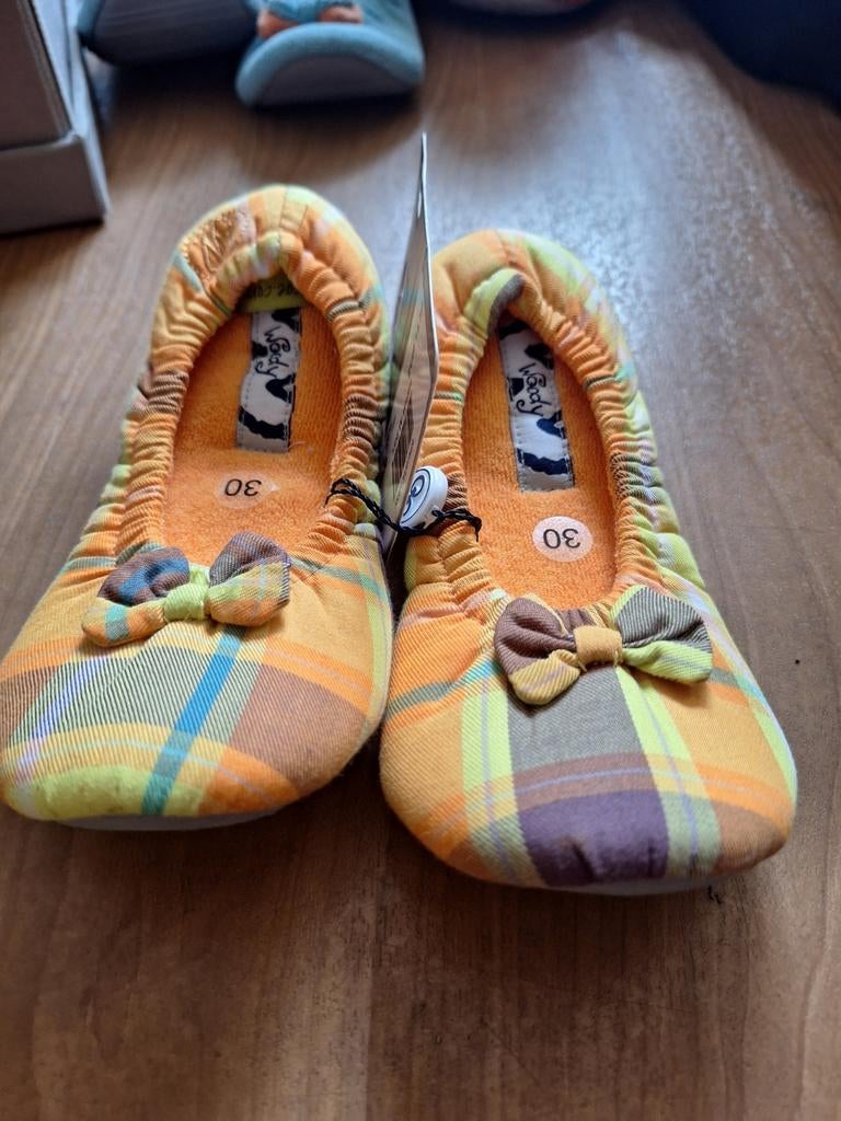 Woody,pantoffels,maat 29-30, Garçon ou Fille, Enlèvement ou Envoi, Comme neuf, Autres types