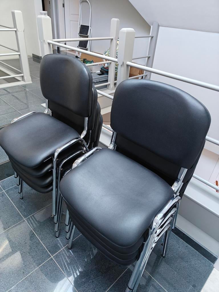Te koop elegante lederen/metalen design stoel, Huis en Inrichting, Stoelen, Ophalen
