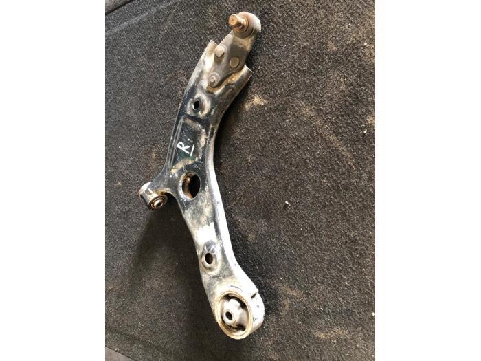 Bras de suspension avant droit d'un Kia Sorento, Autos : Pièces & Accessoires, Suspension & Châssis, Kia, Utilisé, 3 mois de garantie