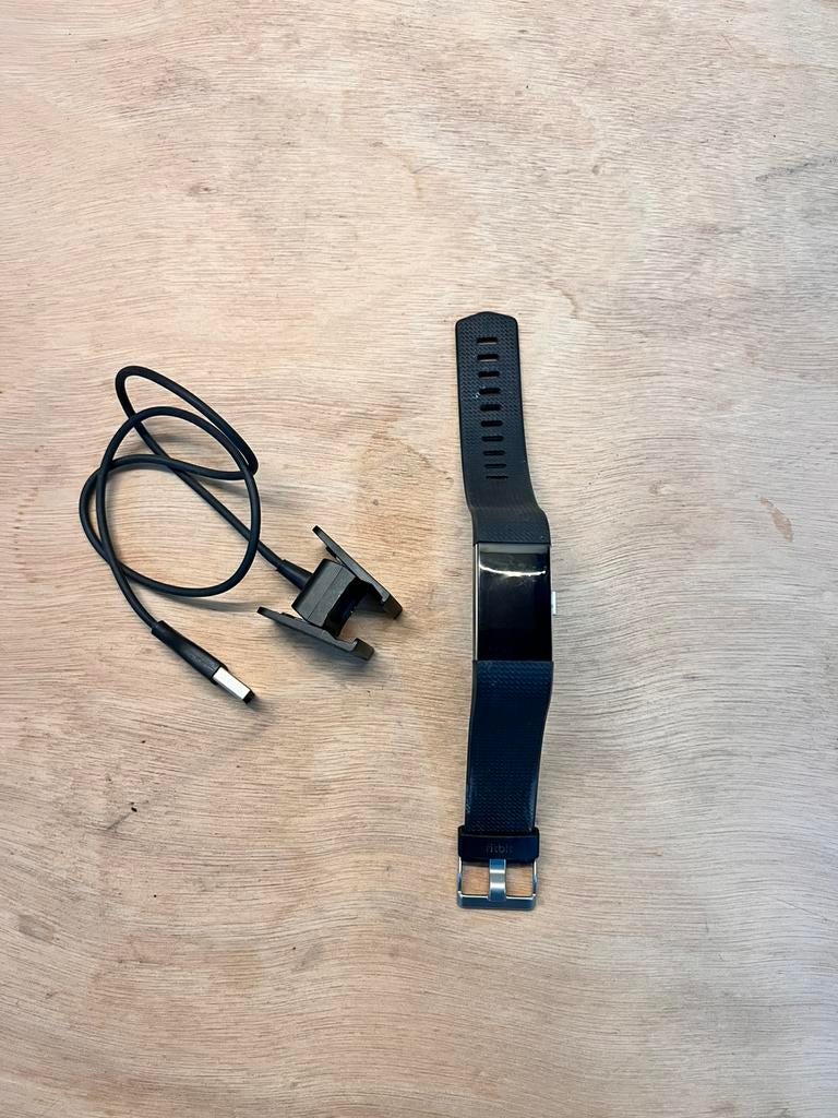Fitbit Charge 2, Handtassen en Accessoires, Sporthorloges, Ophalen of Verzenden, Zo goed als nieuw