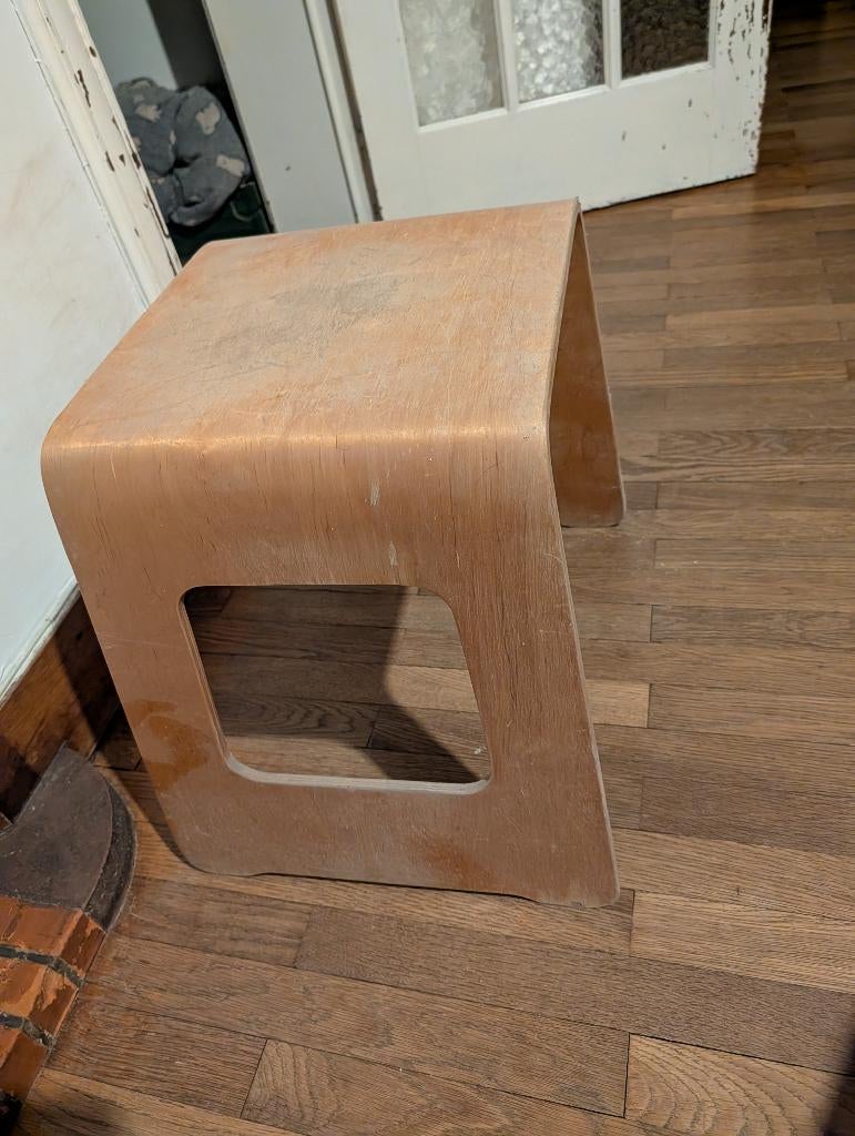 Tabouret "Benjamin" Ikea, Enlèvement, Utilisé