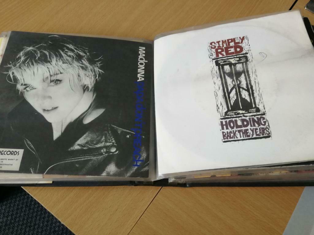 Lot van 27 singles (vinyl), Enlèvement, Pop