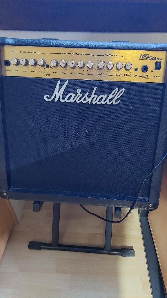 Marshall MG50DFX +  Combo Stander, Ophalen, Zo goed als nieuw, Minder dan 500 watt, Overige typen