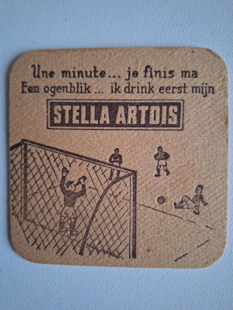 Oud bierviltje Stella Artois voetbal, Verzamelen, Ophalen of Verzenden, Stella Artois