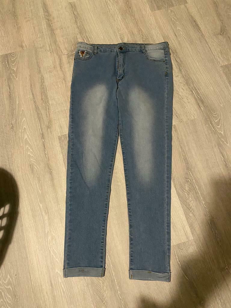 Nieuw jeansbroek maat XL, Kleding | Dames, Broeken en Pantalons, Blauw, Maat 46/48 (XL) of groter, Nieuw, Ophalen of Verzenden