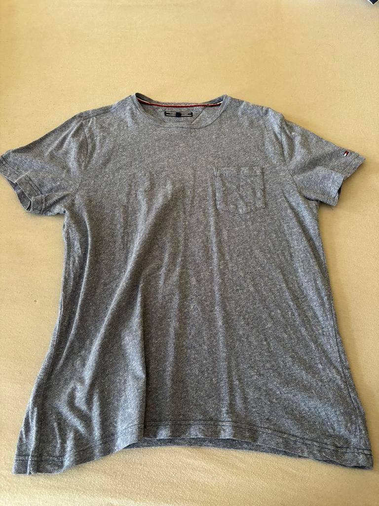 T-shirt Tommy, Ophalen of Verzenden, Zo goed als nieuw, Tommy hilfiger, Maat 48/50 (M)