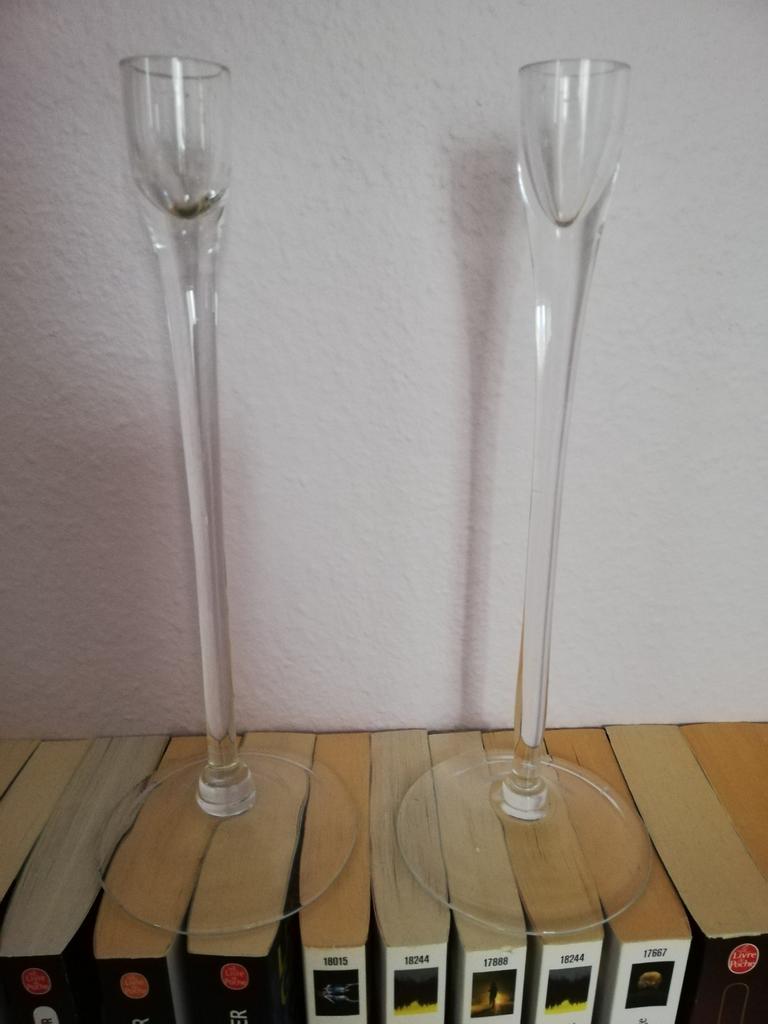 Glazen kandelaars op voet, Huis en Inrichting, Woonaccessoires | Vazen, Ophalen of Verzenden, Zo goed als nieuw, Glas