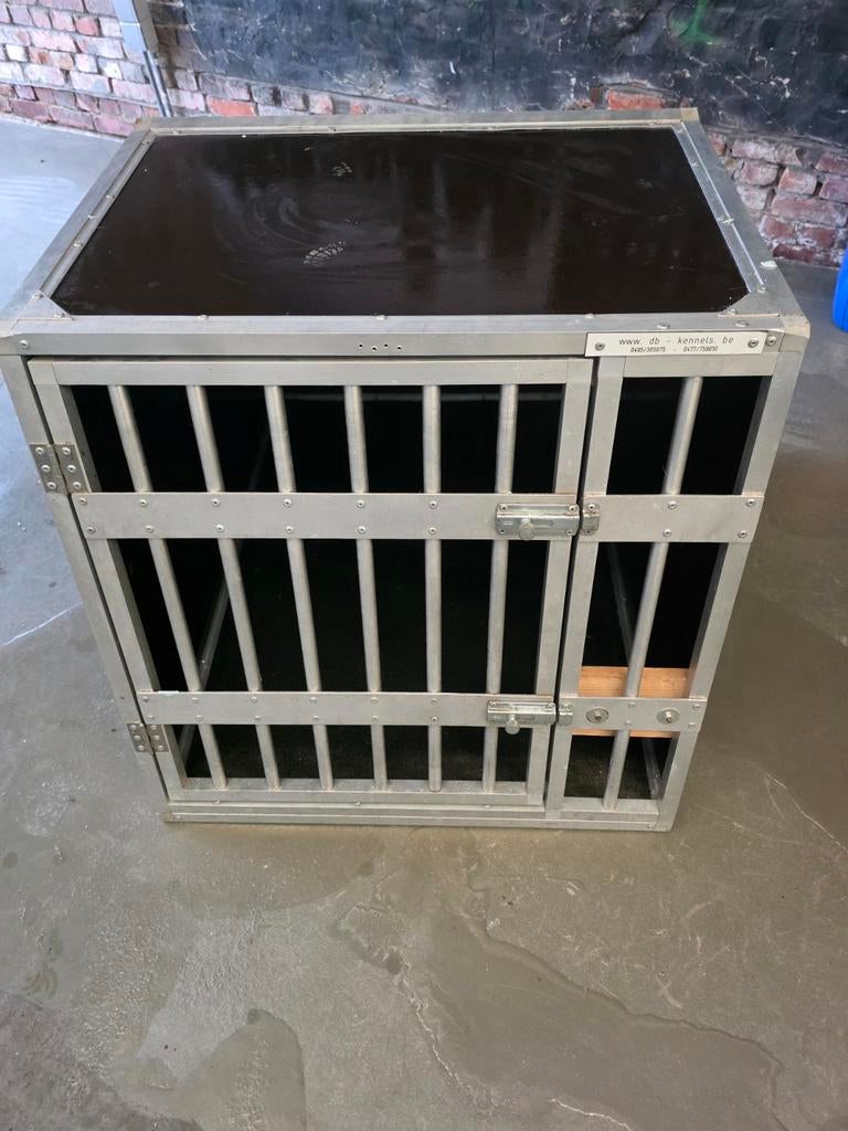 Honden bench zeer robust voor middelgrote hond, Enlèvement