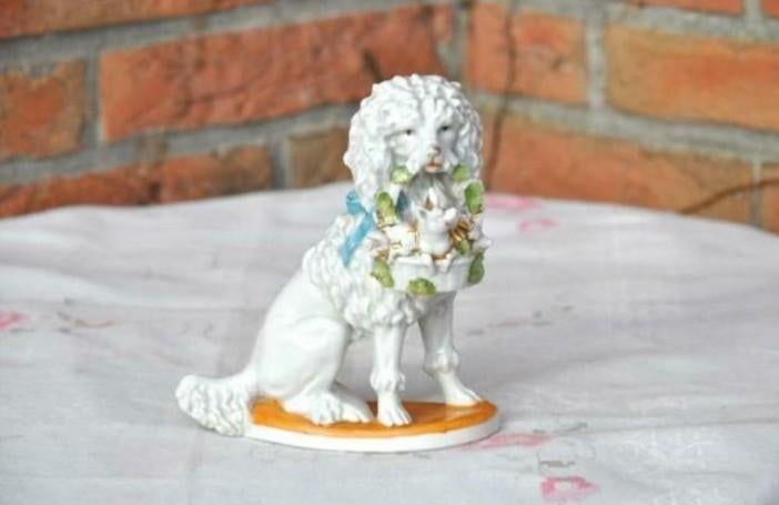 statuette ancienne chien en porcelaine, Antiquités & Art, Antiquités | Porcelaine, Enlèvement ou Envoi