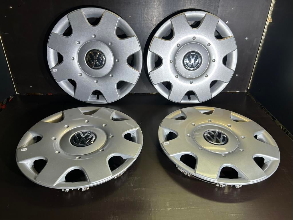4 enjoliveurs vw caddy passat touran golf 6,7,8 16", Autos : Divers, Enjoliveurs, Enlèvement ou Envoi