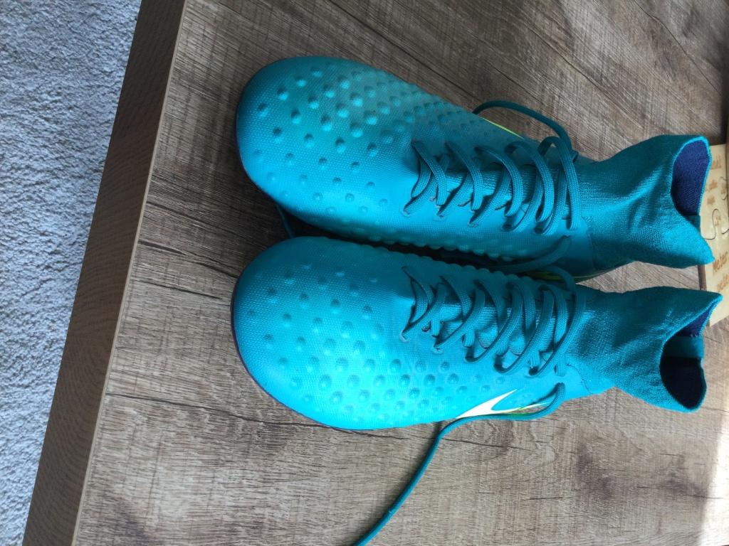 Voetbalschoenen Nike magista 43, Ophalen, Zo goed als nieuw, Schoenen