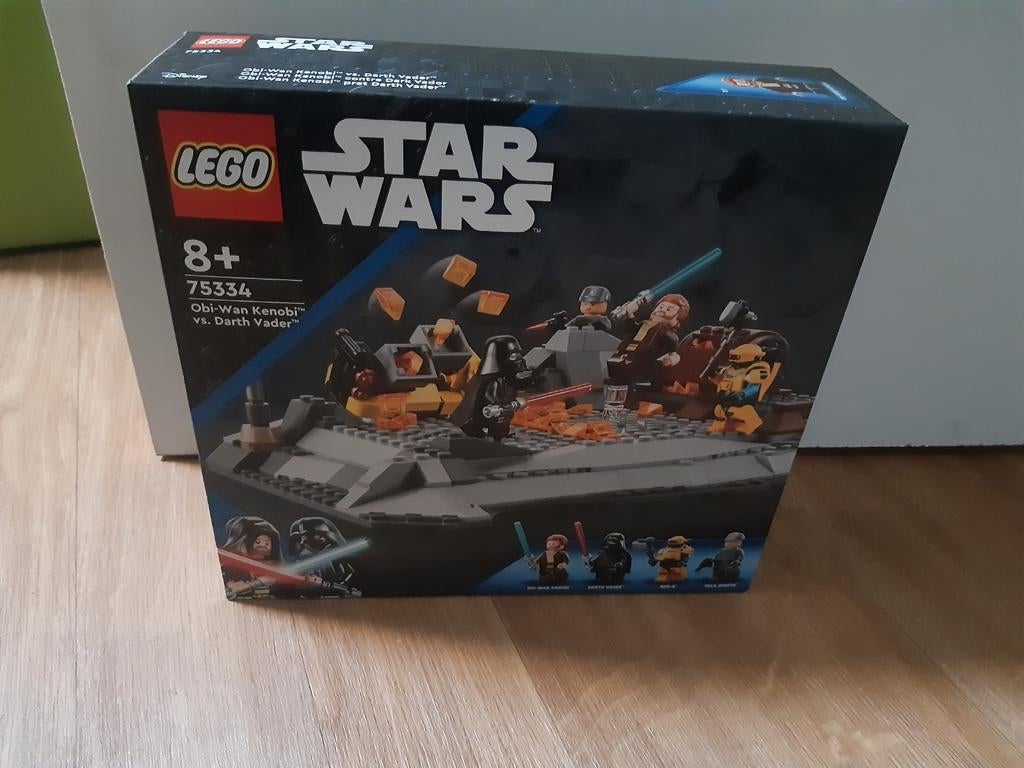 Lego star wars 75334 NIEUW, Ophalen of Verzenden, Zo goed als nieuw