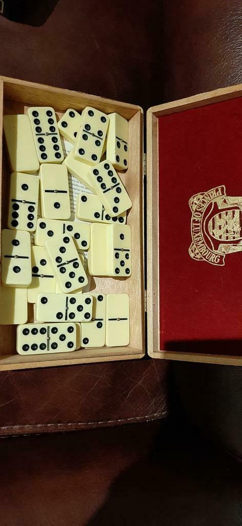 Heel oude domino stenen  !  Met koperen nagels !, Ophalen of Verzenden