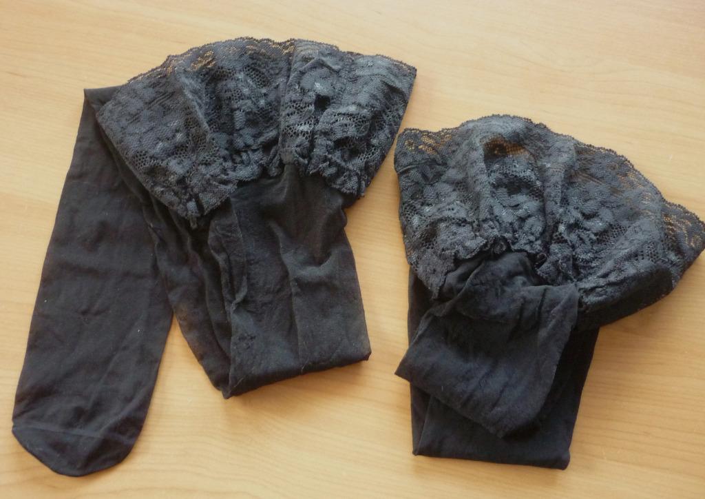 Zwarte kanten kousen stockings jarretelpanty kousenbroek S-M, Vêtements | Femmes, Chaussettes & Bas, Enlèvement ou Envoi