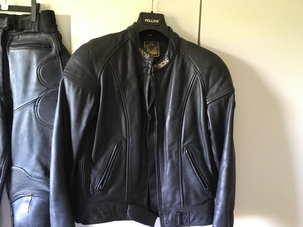 IXS motorpak dames maat 40 ( kleine maat), Motoren, Kleding | Motorkleding, Ophalen, Combipak, IXS, Dames
