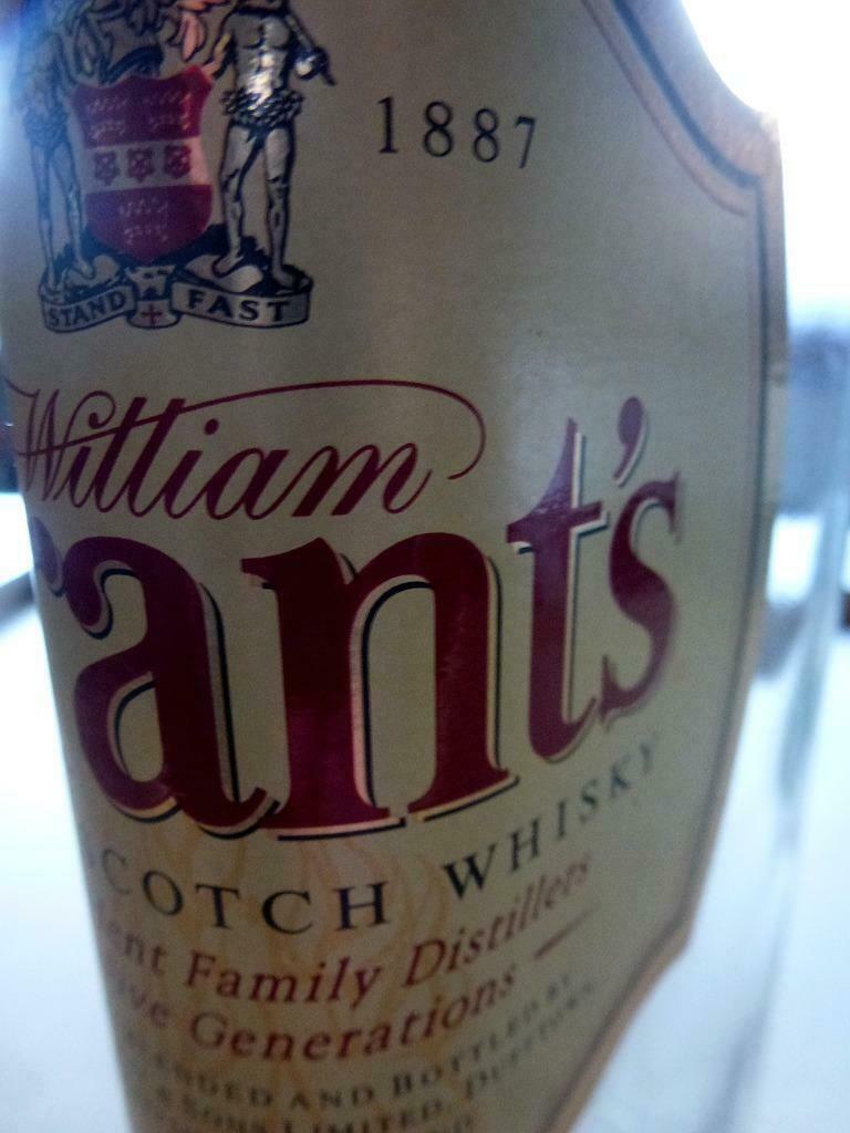 Whisky Grants Lot Grande bouteille 3 verres, Envoi, Utilisé, Autres types