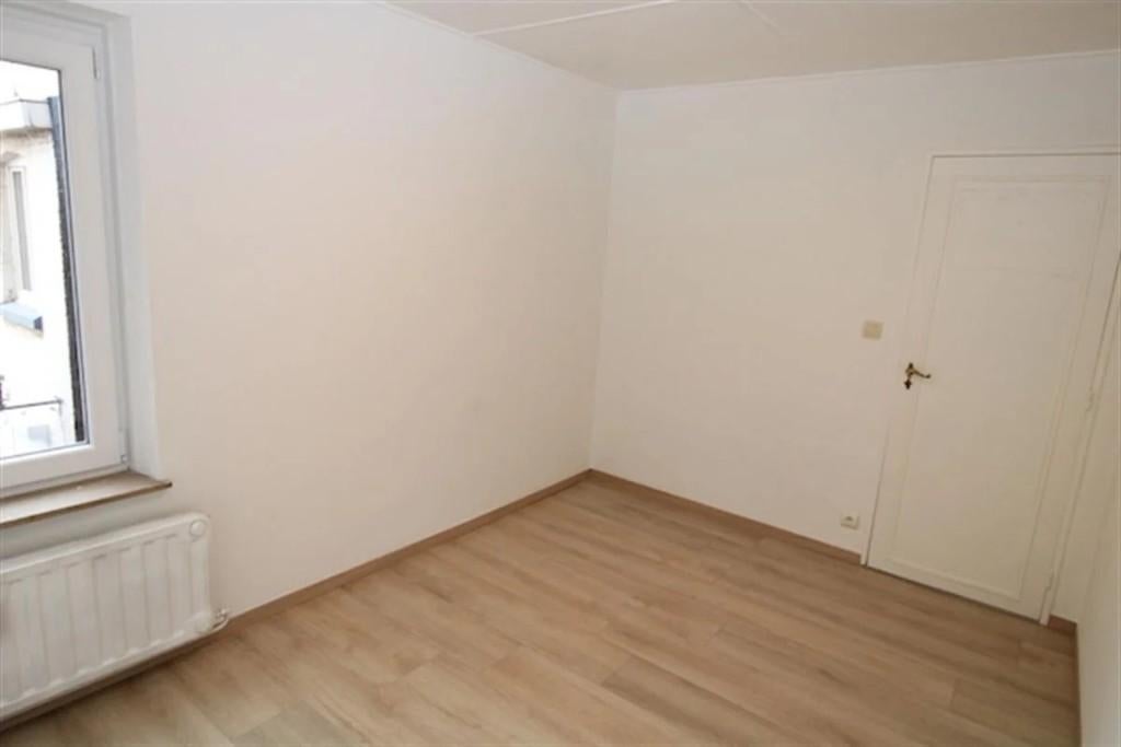 Très beau appartement 2 pièces proche de toutes commodités, 50 m² ou plus, Charleroi