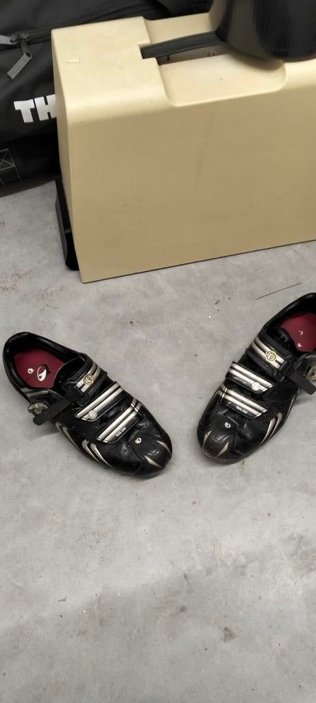 Fiets schoenen, Enlèvement