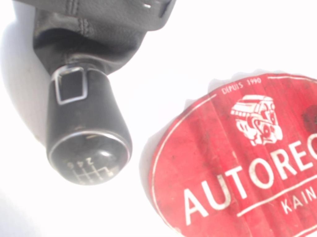 Pommeau de vitesses Audi A4 B6, Enlèvement ou Envoi, Utilisé, Audi