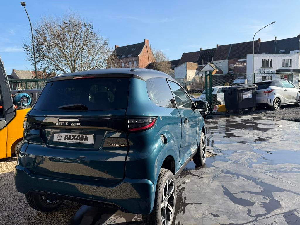 Nieuwe aixam crossover met E5+ motor en 9” radio, Autos, Cuir, Achat, Entreprise, Garantie prolongée