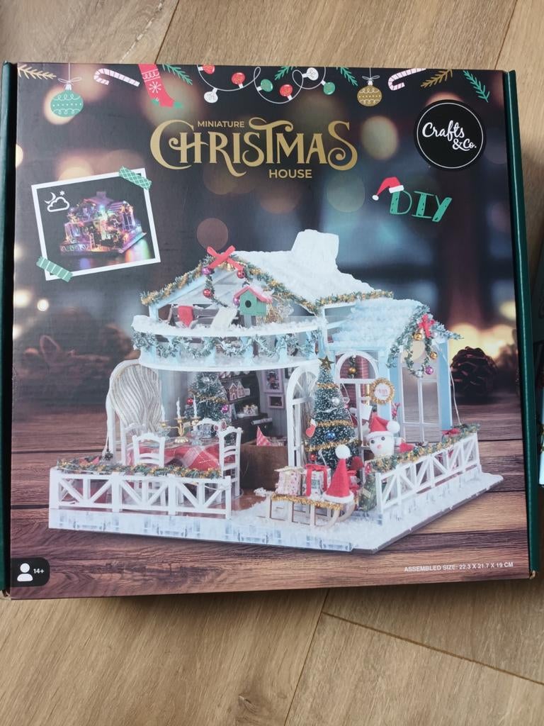 Kit de bricolage pour maison miniature Crafts&co. Chalet de, Enlèvement ou Envoi
