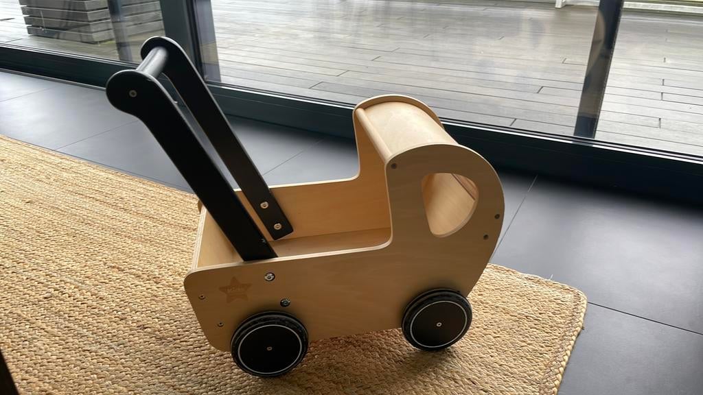 Houten poppenwagentje, Ophalen, Gebruikt, Babypop