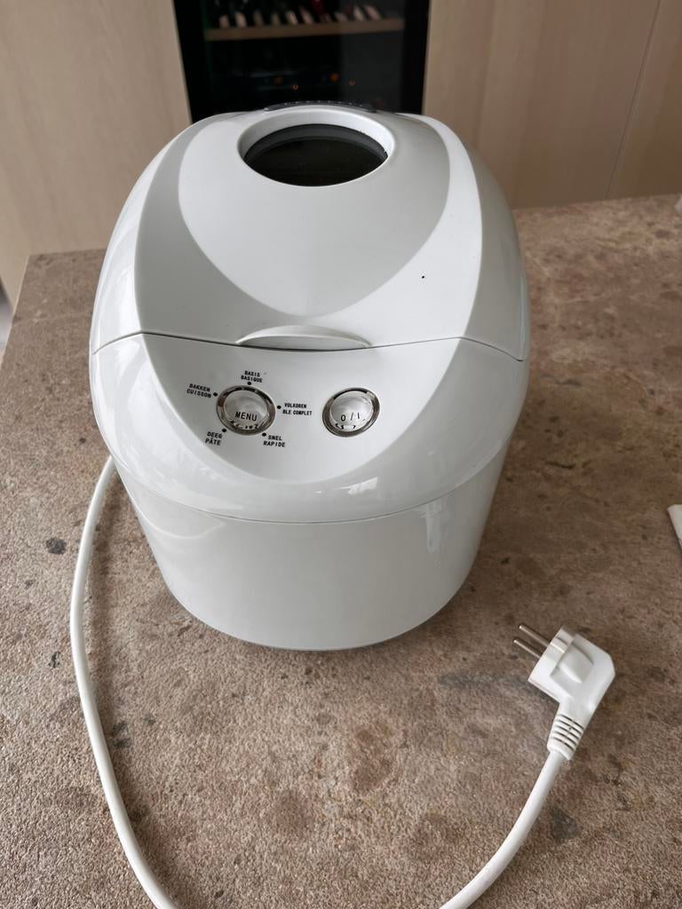 Broodbakmachine, Elektronische apparatuur, Broodbakmachines, Zo goed als nieuw, 400 tot 800 gram deeg, Kijkvenster, Ophalen